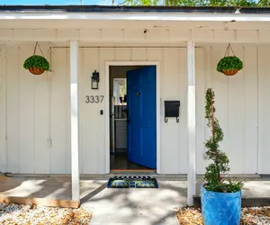 Photo 4 - Modern 1BR w/ Full Kitchen & Self Check-In