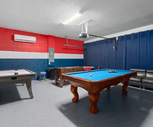 Photo 2 - Spacious 5BR Villa w/ Pool, Games, Near Disney!