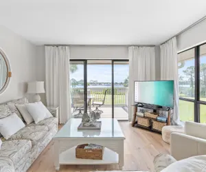 Photo 4 - 6 Seat Golf Cart* Bay/Golf View* Beach & Pool Access*May Discounts Now Included