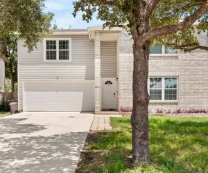 Photo 4 - Pool Oasis by Seaworld | 5 Bedrooms | Game room