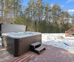 Photo 4 - Sagamore Golf House|Wine Cellar|Movie Theater|15 beds|Hot Tub|Pet Friendly|