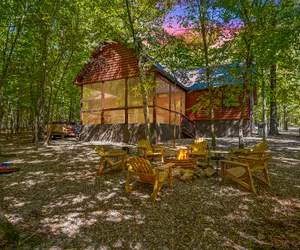 Photo 4 - Sun Room + Close to Attractions + Playground + Shuffle Board + Family Friendly