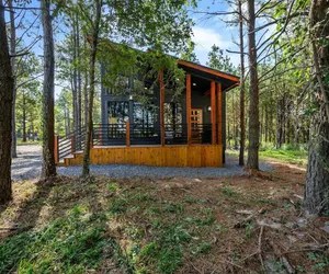 Photo 3 - Romantic Getaway Hot Tub Fireplace Soaking Tub Fire Pit Cabin Broken Bow