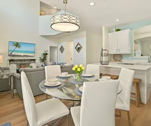 Photo 4 - Luxury Villa, Stunning Lake View with All Day Sun on a Resort! Close to Disney