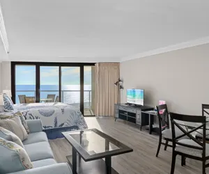 Photo 5 - November/December Book 3 Nights & Get 4th Night Free*On Beach*New Pool Deck*Tram