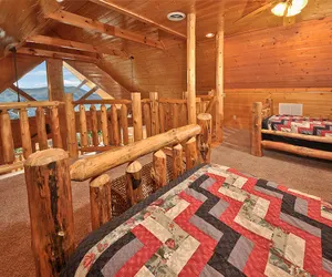 Photo 5 - Nothin But Views, Free Wifi, game room, Legacy Mountain Resort, 180 degree view