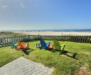 Photo 5 - Tradewinds 208 – Beautifully Updated 1BR/2BA with Bonus Bunks and Gulf Views!