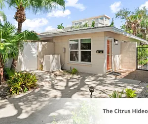 Photo 2 - The Citrus Hideout – SK Collection by Siesta Stays