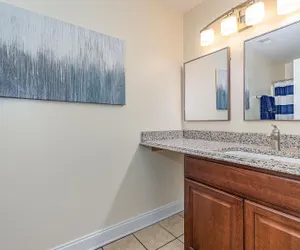 Photo 5 - NEW! Large 2BR| Pools | River Oaks Golf | Hot Tubs