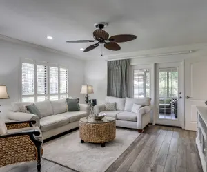 Photo 5 - Book 3 Nights & Get 4th Free* Charming Cottage W/ Golf Cart* Pool & Beach Access