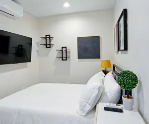 Photo 2 - Modern 1BR w/ Full Kitchen & Self Check-In