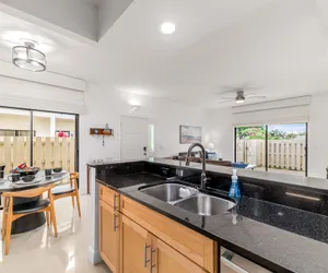 Photo 4 - JupRent's - Posh Paradise - 2Bed/2Bath -Jupiter - Beach Pool