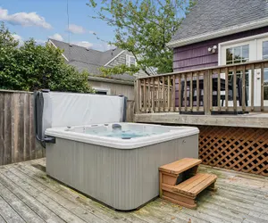 Photo 5 - The Purple House | Historic | Hot Tub