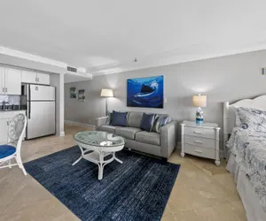 Photo 5 - Now Booking June With Discounts!~ Family Friendly Condo~Full Kitchen*Affordable*
