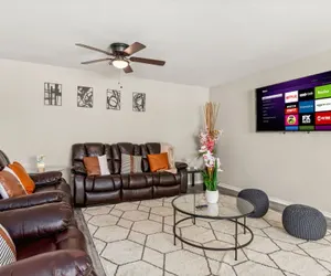 Photo 2 - Pool Oasis by Seaworld | 5 Bedrooms | Game room