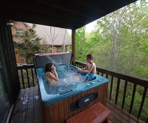 Photo 3 - Escape to the Mountains! Private hottub, MTN views