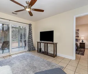 Photo 3 - NEW! Large 2BR| Pools | River Oaks Golf | Hot Tubs