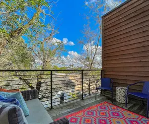 Photo 5 - Stylish & Spacious River North Retreat in Vibrant East Nashville