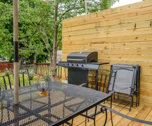 Photo 5 - Lakefront Hot Springs Getaway on Lake Hamilton - "The Beehive"