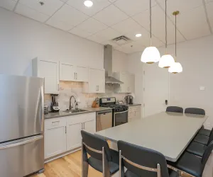 Photo 3 - The Record Room - 2 Blocks to Broadway