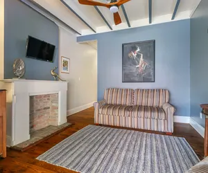 Photo 4 - Parkside Villas, 6 Historic Guesthouses, Sleeps 26