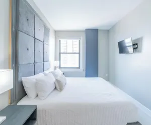 Photo 3 - Free Parking | Wifi | King Bed | Gym & More!