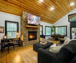 Photo 3 - Your New Favorite Place + Private Outdoor Oasis + Disc Golf + Firewood Provided