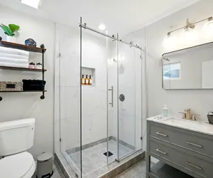 Photo 5 - Modern 1BR w/ Full Kitchen & Self Check-In