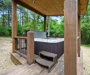 Photo 4 - Game Room + Bunk Room + Large Covered Deck + 4 King Bedrooms + Great Layout