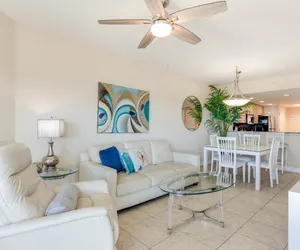 Photo 5 - Budget-Friendly · Luxe Comfort & Style