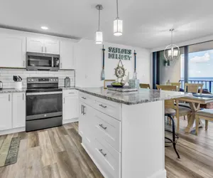 Photo 2 - Sailor’s Delight ~ Remodeled Coastal Escape at Edgewater ~