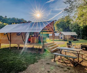 Photo 2 - Secluded| Near Gatlinburg and Asheville|WiFi|AC