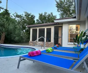 Photo 5 - Starfruit - Vanderbilt Beach House - Heated Pool w/ Beach Cruisers