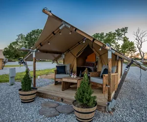 Photo 5 - Glamp & Unwind, Adventure Awaits at Roaring River