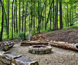 Photo 3 - Golden Creek Cabin by Carolina Properties *Decorates for Christmas*