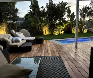 Photo 2 - Glass Architectural with heated Pool and Jacuzzi