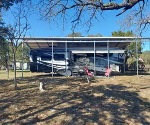 Photo 2 - Private Luxury RV Getaway | Full Bath + Kitchen + Heating