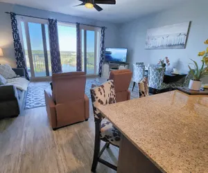 Photo 3 - On the most private end of the building, accessible and gorgeous!