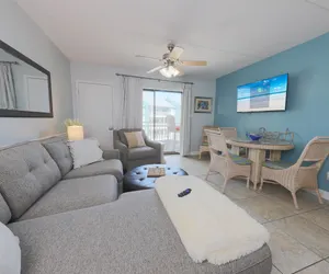 Photo 2 - Sugar Beach 2 Bedroom, 2 Bathroom Condo.  4 Pools!