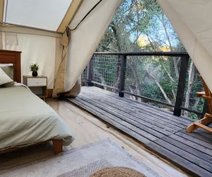 Photo 4 - Serene Off-Grid Stay at Splitrock Farm