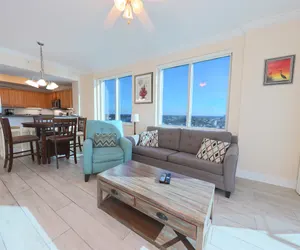 Photo 3 - High Rise Luxury Corner Condo With Heated Indoor Pool, Lazy River.  Sleeps 6