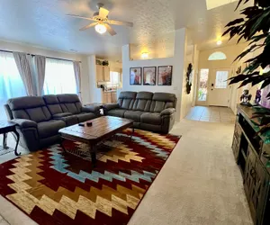 Photo 4 - Large Prescott Home w/3-car Garage Central & Quiet