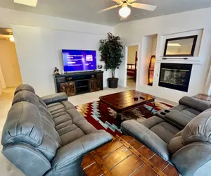 Photo 2 - Large Prescott Home w/3-car Garage Central & Quiet