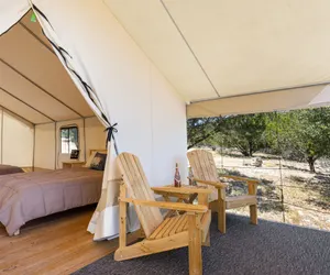 Photo 5 - Glamping Under Starry Skies in Hill Country