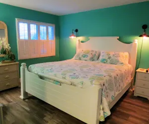 Photo 4 - Beachfront | Pool | Gym | Sleeps 6 | Central PCB