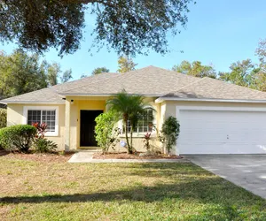 Photo 4 - Orlando BeachHouse ❤️ Expanded pool deck & HotTub Recent renos, close to Disney!