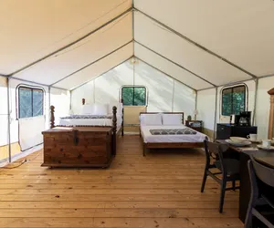 Photo 4 - Peaceful Nature Escape near Sam Houston Park