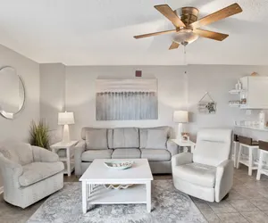 Photo 3 - Tradewinds 208 – Beautifully Updated 1BR/2BA with Bonus Bunks and Gulf Views!