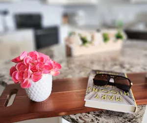 Photo 3 - Exceptional unit 633!Accessible and  Inviting! Perfect Beach set up!