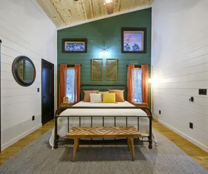 Photo 4 - Your New Favorite Place + Private Outdoor Oasis + Disc Golf + Firewood Provided